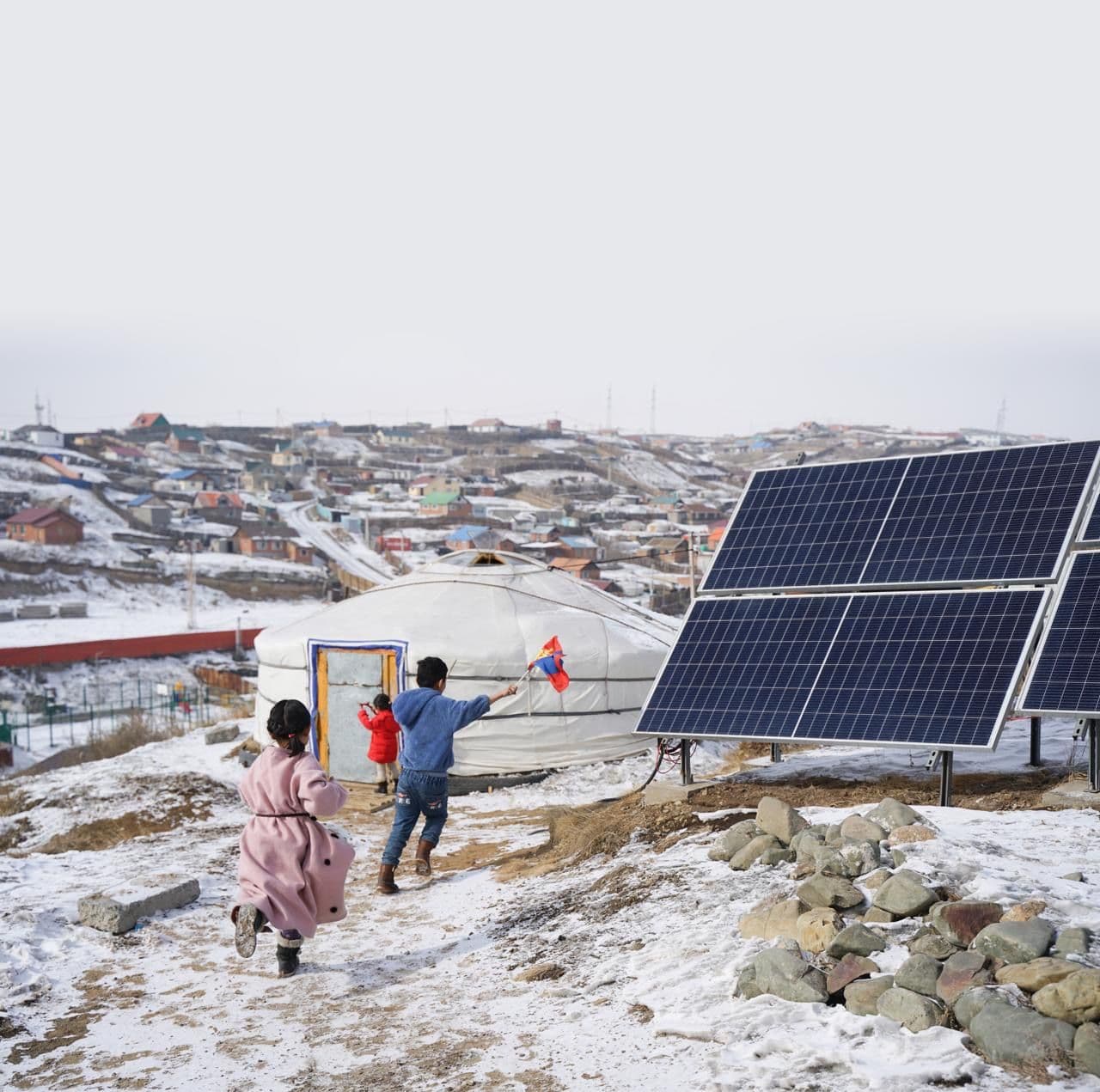 "Агаарын бохирдлыг бууруулахад сэргээгдэх эрчим хүч болон технологийн шийдлийг ашиглах боломжтой" нийтлэлийн зураг