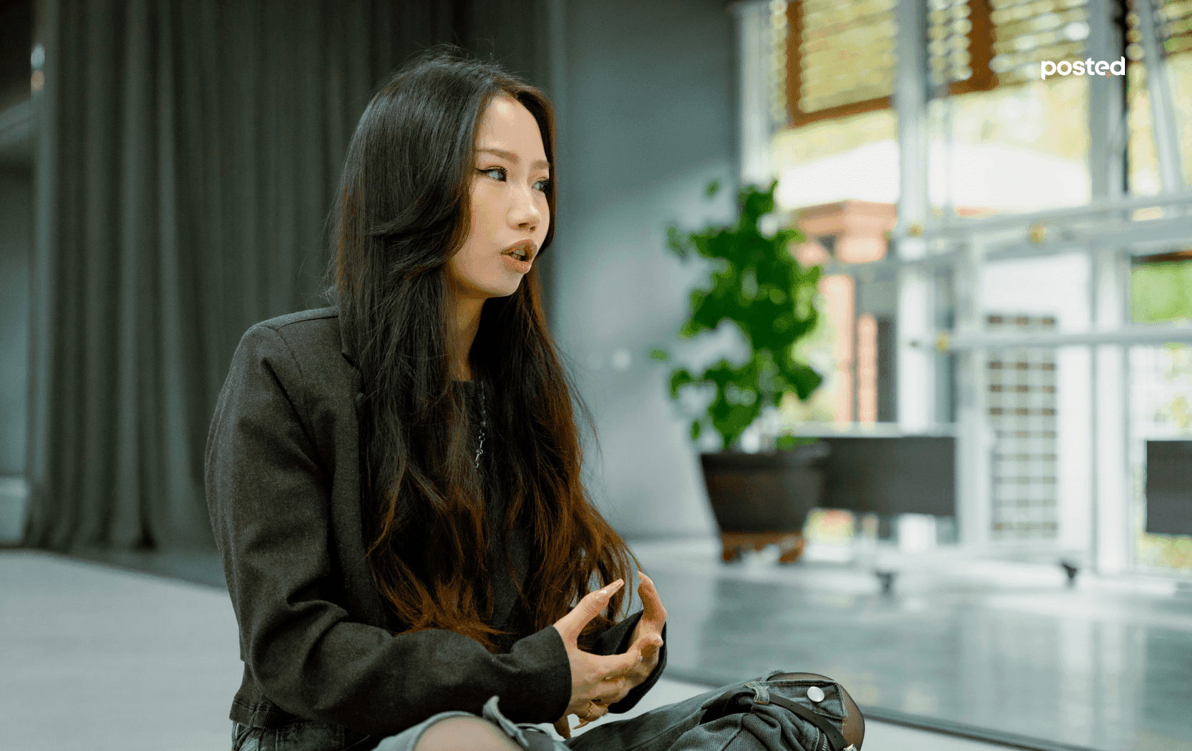 Д.АРИУНЗАЯА: Бүжиглэж байхдаа хэнтэй ч, ямар ч сэдвээр ярилцсанаас илүү тухтай байдаг нийтлэлийн зураг