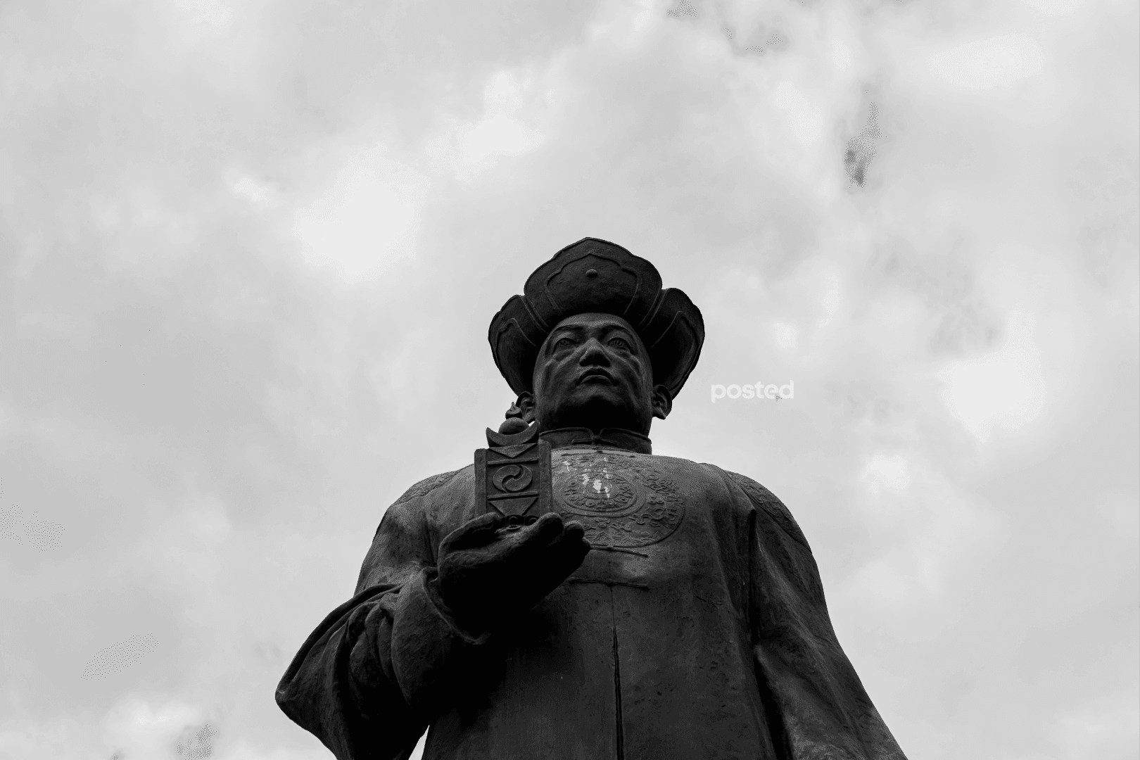 Фото сурвалжилга: Хөшөө дурсгал нийтлэлийн зураг