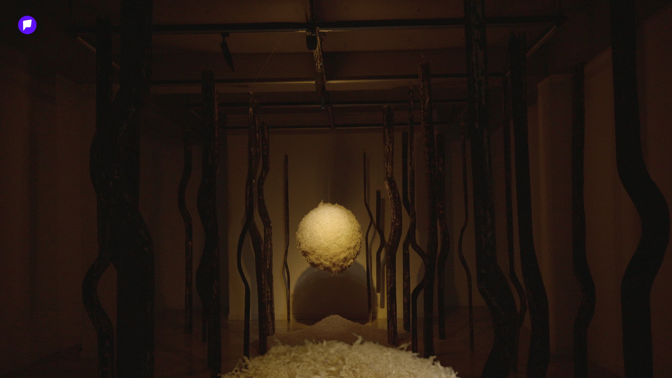 Үзэсгэлэнгийн тэмдэглэл: Өөрийгөө хүлээн зөвшөөрөхүйн урлаг - нийтлэлийн зураг