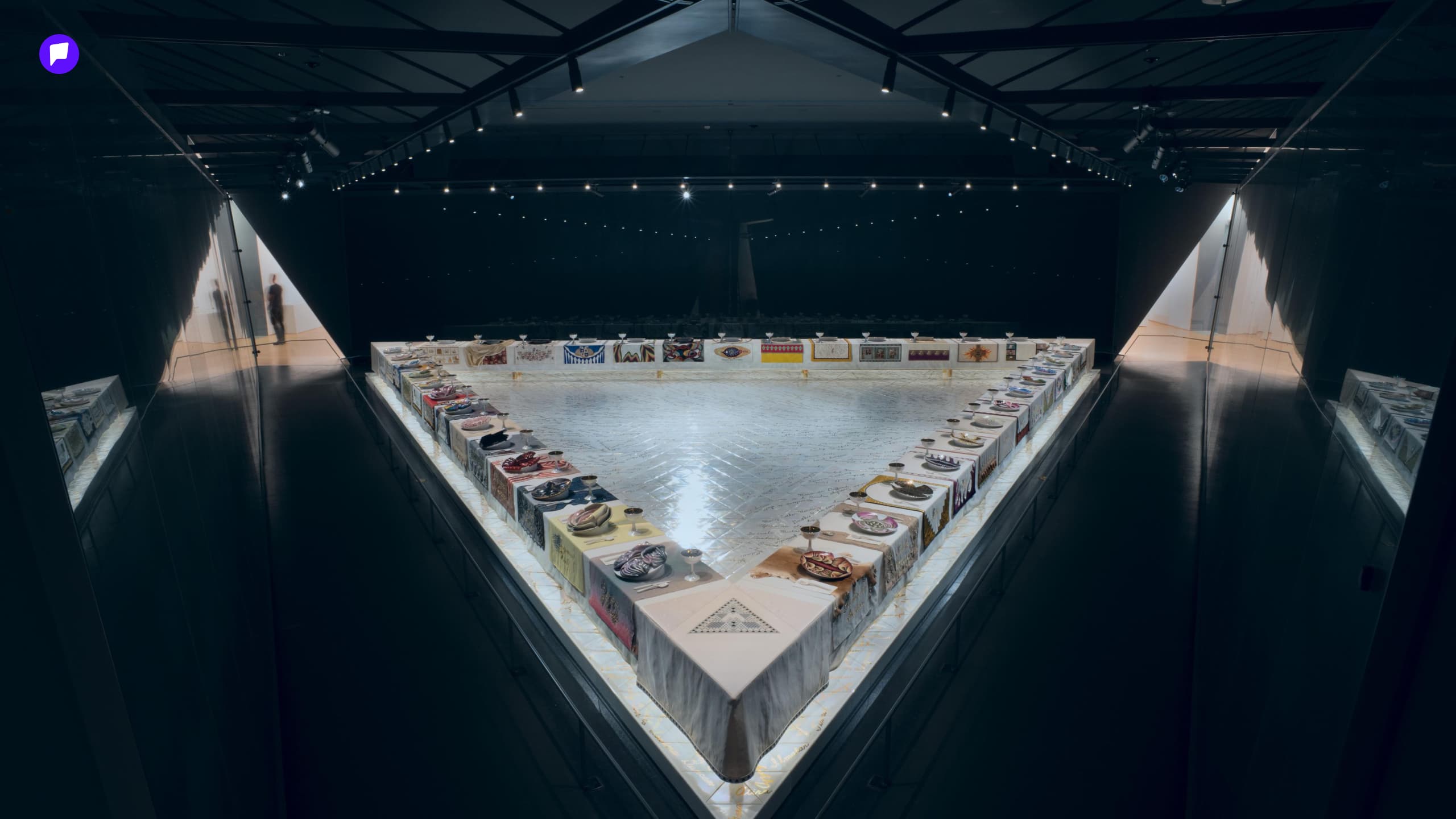 The Dinner Party: Түүхийн хуудаснаа мартагдсан эмэгтэйчүүдийн дуу хоолой нийтлэлийн зураг