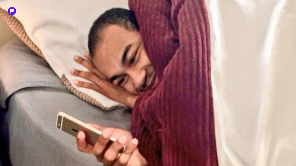 Орой унтахын өмнө дэлгэц ашиглах нь өглөө нойрмоглох шалтгаан болдог - нийтлэлийн зураг