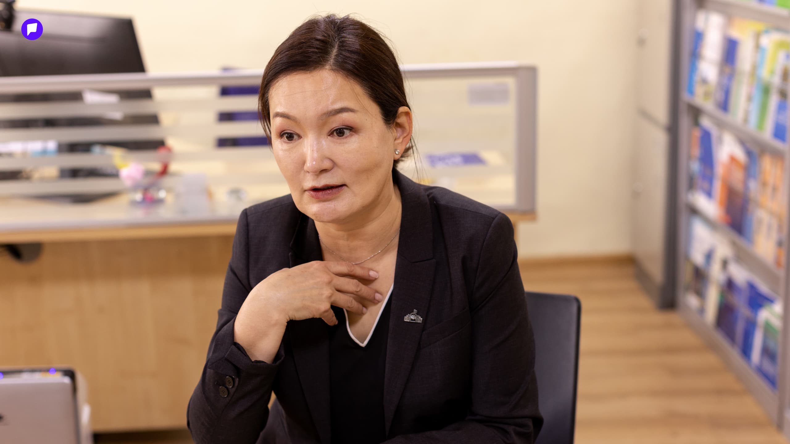 А.Солонго: Манай улс одоогоор хүн ам зүйн хувьд идэр залуу үе дээрээ явж байна нийтлэлийн зураг