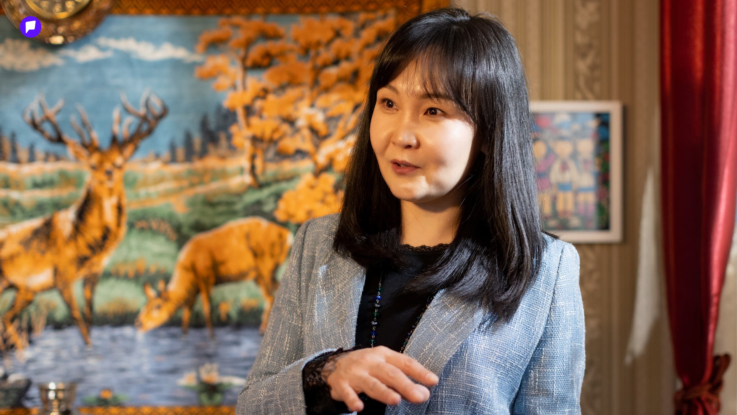 Б.Ундрах: Намайг дөрвөн чиргүүлтэй трактор жолооддог гэхээр хэн ч итгэдэггүй юм нийтлэлийн зураг