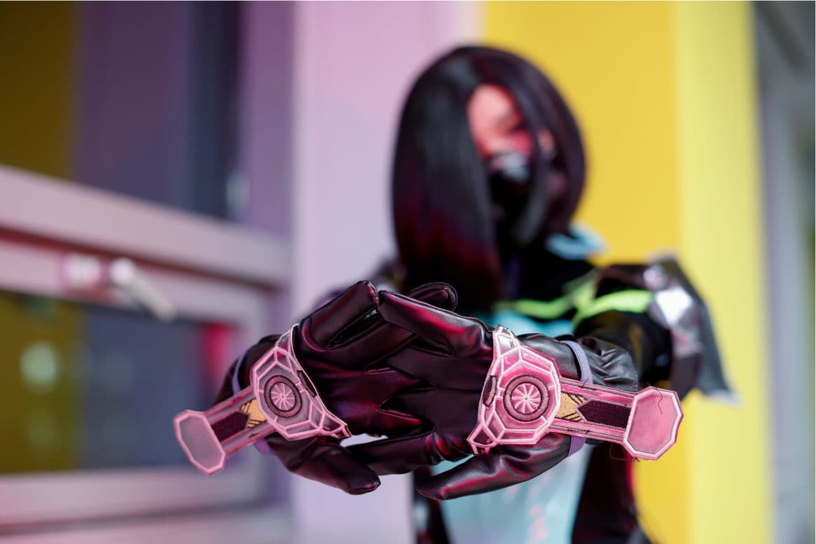 “Дүрийн хувцас, хэрэглэлээ өөрөө урлах нь косплей соёлыг улам үнэ цэнтэй болгодог” нийтлэлийн зураг