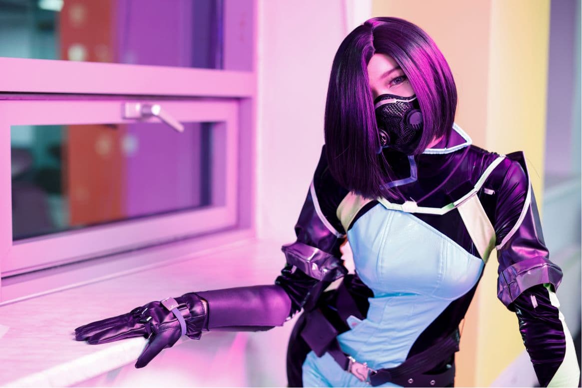 “Дүрийн хувцас, хэрэглэлээ өөрөө урлах нь косплей соёлыг улам үнэ цэнтэй болгодог” нийтлэлийн зураг