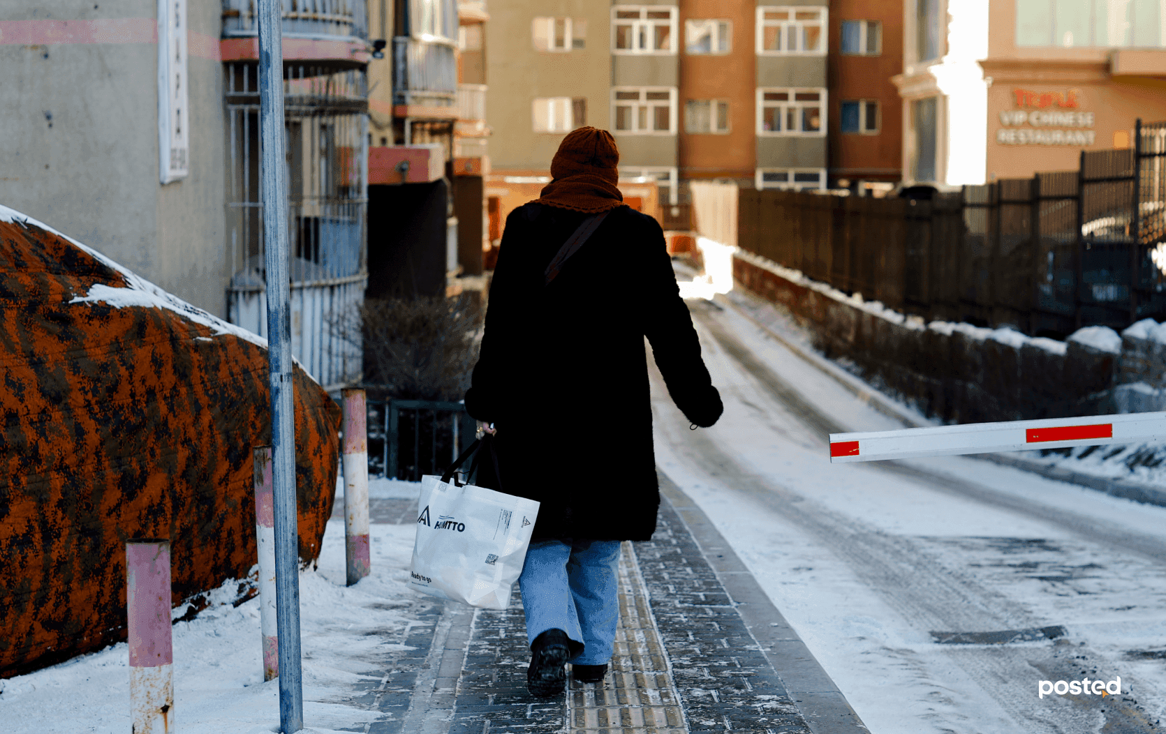 Д.Нина: Амьдралынхаа ихэнх цагийг утсаа маажаад өнгөрүүлчихвэл дэндүү харамсалтайяа нийтлэлийн зураг
