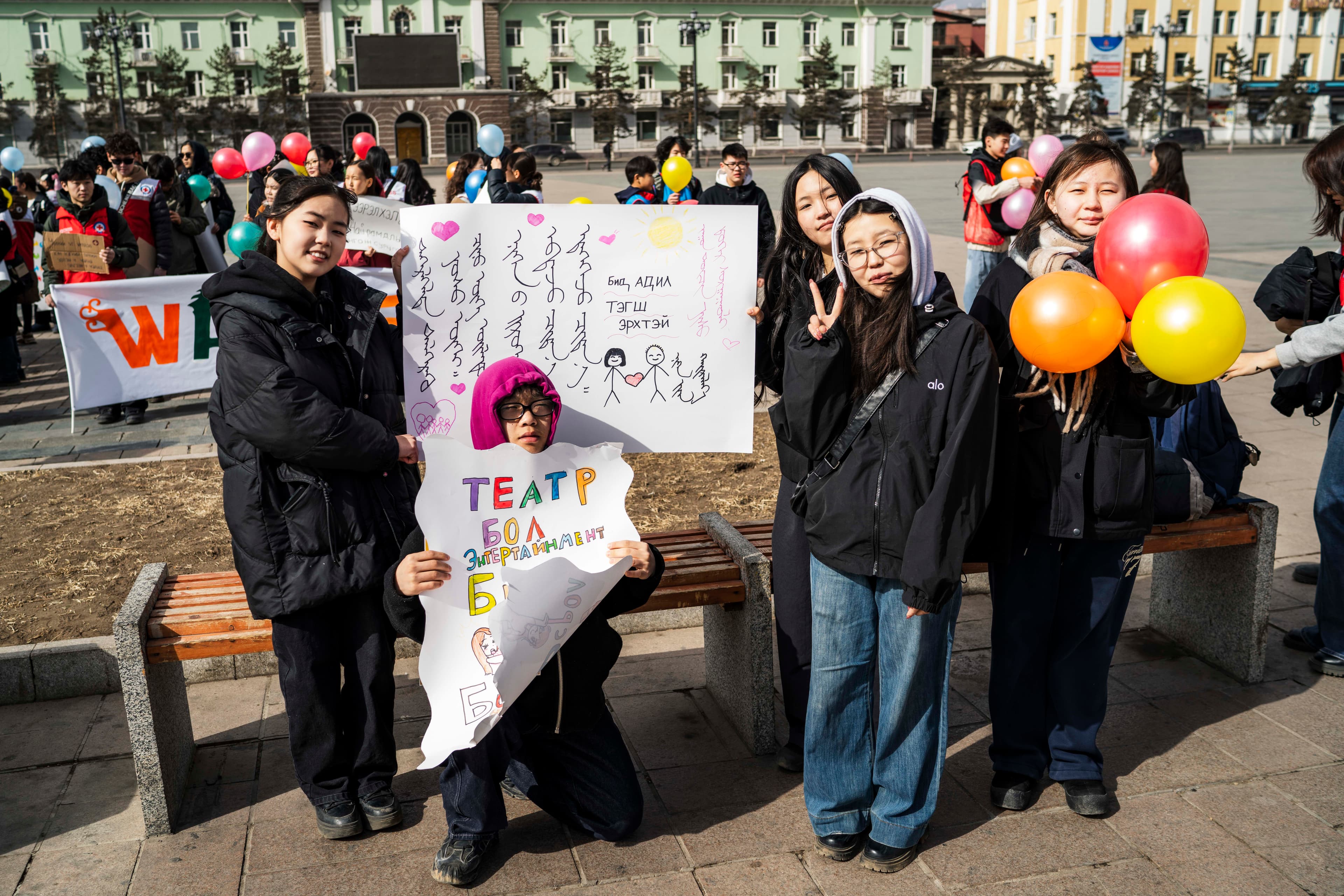 “Бидний хамгийн том зорилго бол хүүхэд бүрд театрын урлагийг тэгш хүртээмжтэй хүргэх явдал” нийтлэлийн зураг