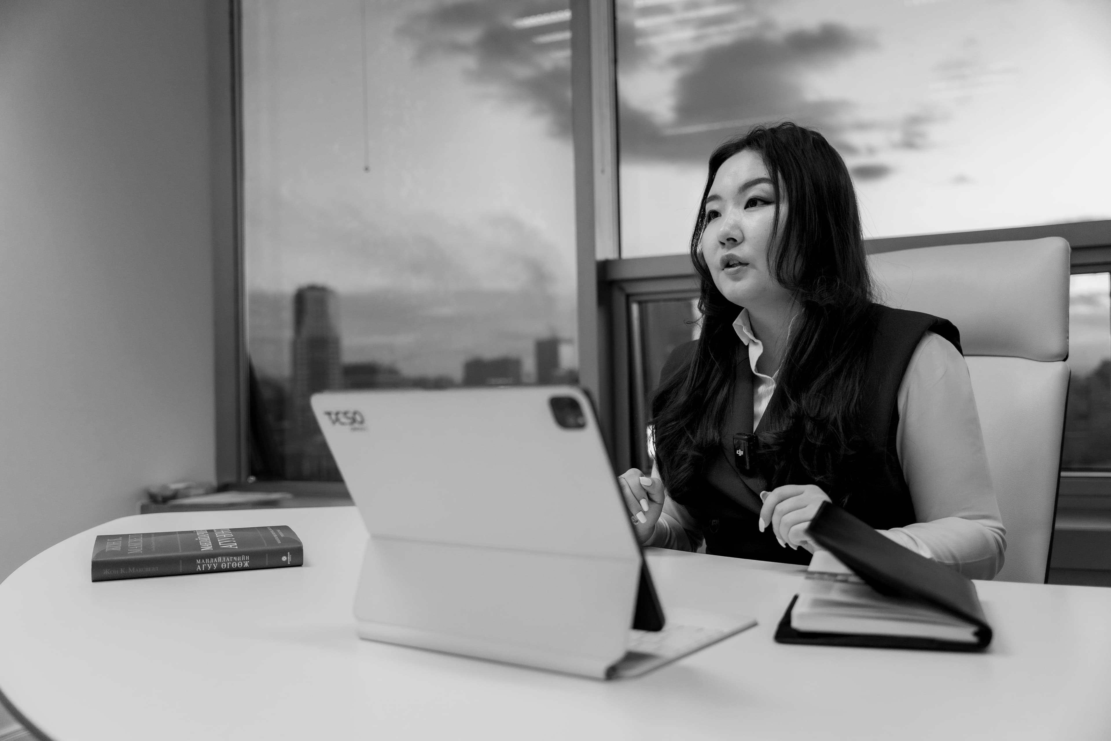 Залуус хязгаараа эвдэх боломж - нийтлэлийн зураг