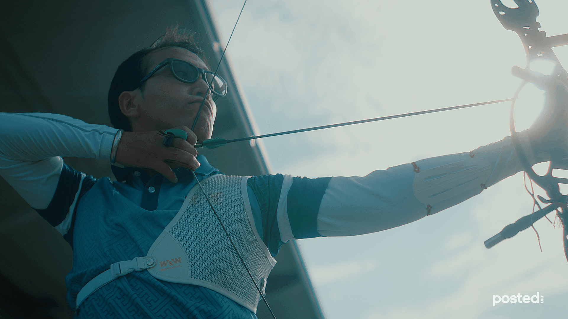 Б.Отгонболд: Хэрвээ чи бууж өгөх юм бол анх эхэлсэн газартаа буцаад л очно нийтлэлийн зураг