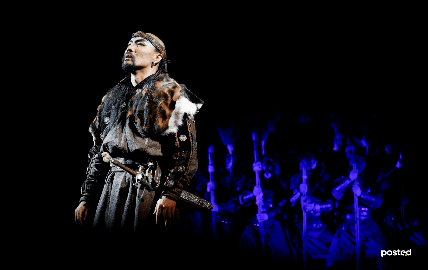 Б.ШИНЭБАЯР: Дурлахад төвлөрч, илүү их дурлаж амьдраарай   нийтлэлийн зураг