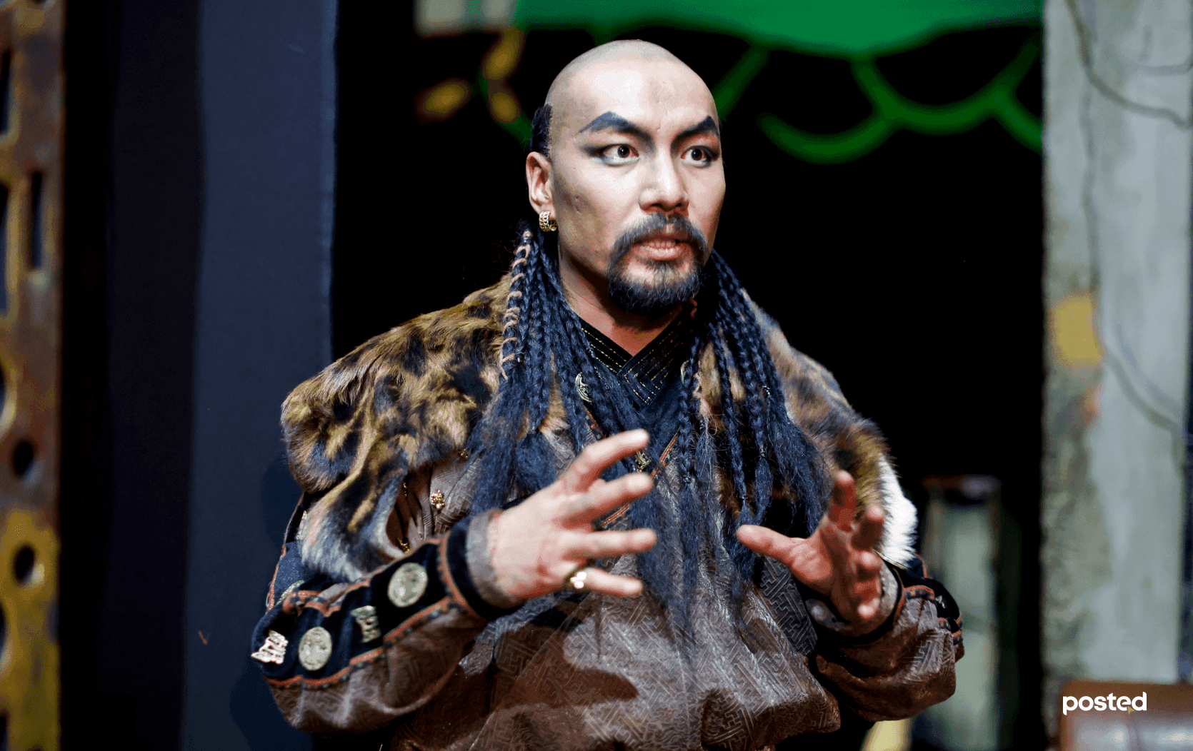 Б.ШИНЭБАЯР: Дурлахад төвлөрч, илүү их дурлаж амьдраарай   нийтлэлийн зураг