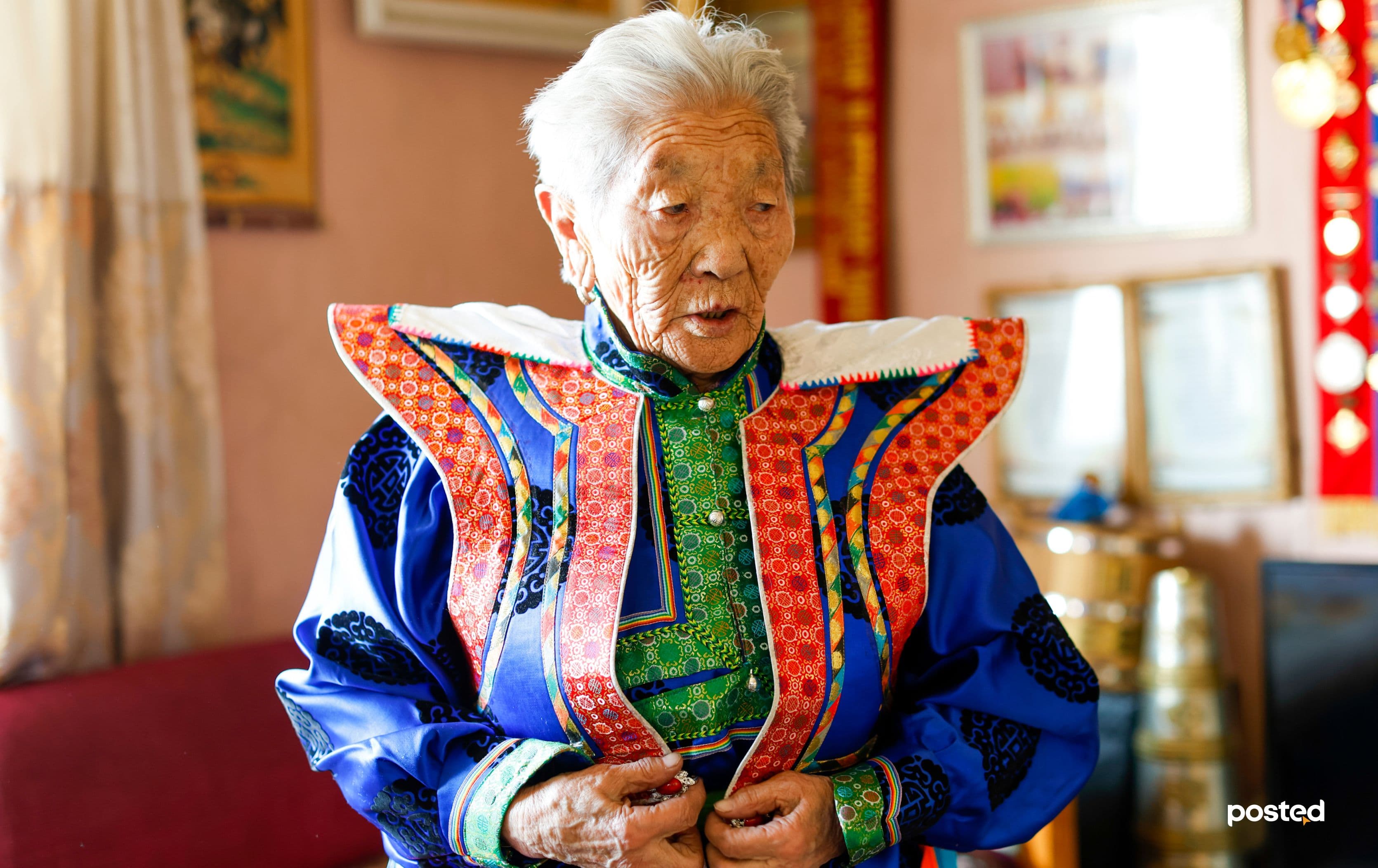 Ш.Отгонбаяр: Ирээдүй хойчоо язгуур урлаг, өв уламжлалаа мөхөөлгүй авч явна гэдэгт бат итгэдэг  нийтлэлийн зураг