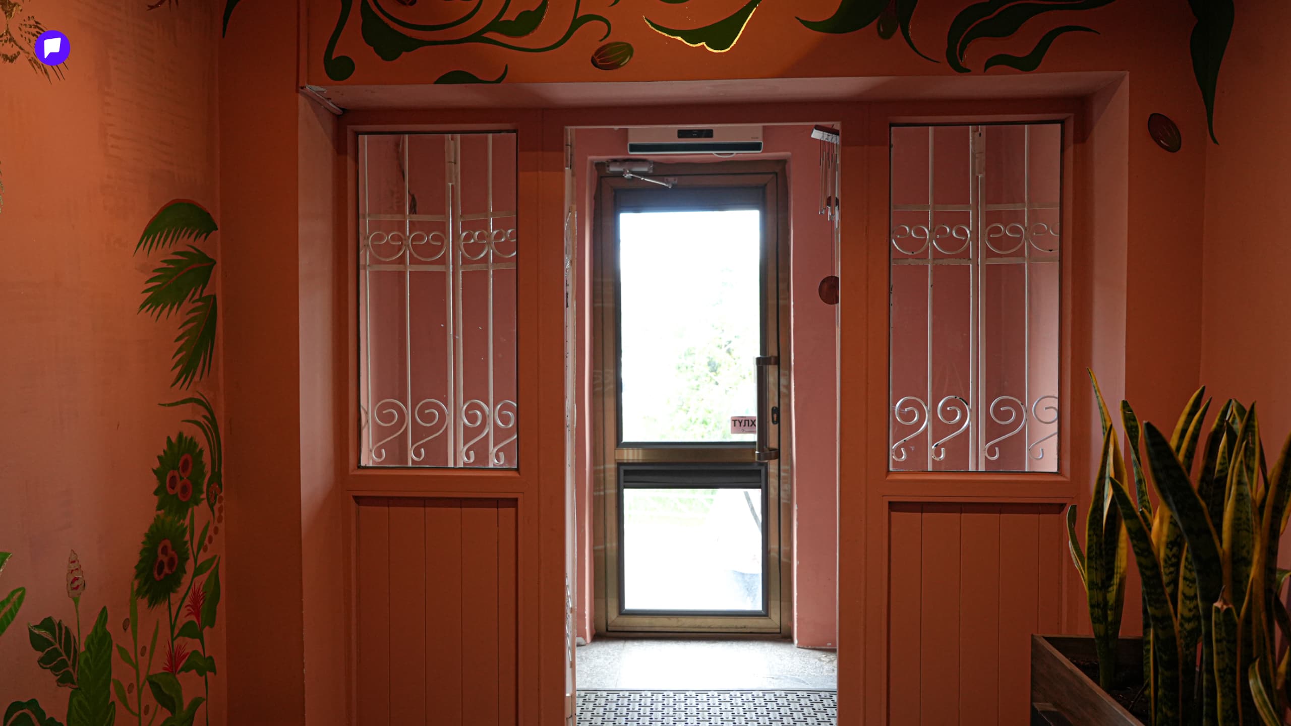 Coffee shop hunting: Кофе бүрээ гараар нэрдэг Cohi Haus нийтлэлийн зураг