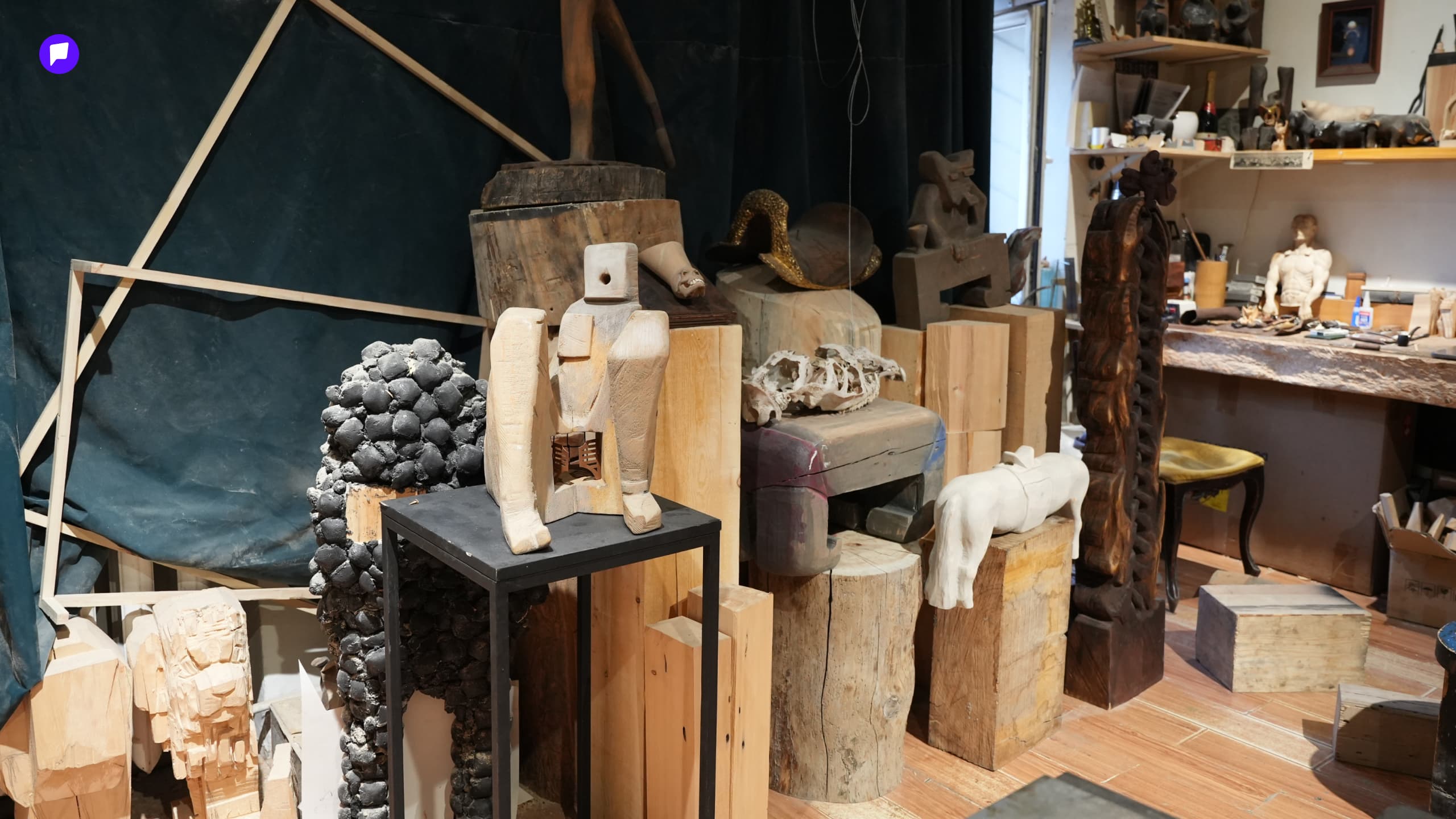 Б.Отгонжаргал: Модоор баримал хийнэ гэдэг байгалийн өөрөө бүтээсэн урлагийг хүндэтгэхийн нэр юм билээ нийтлэлийн зураг