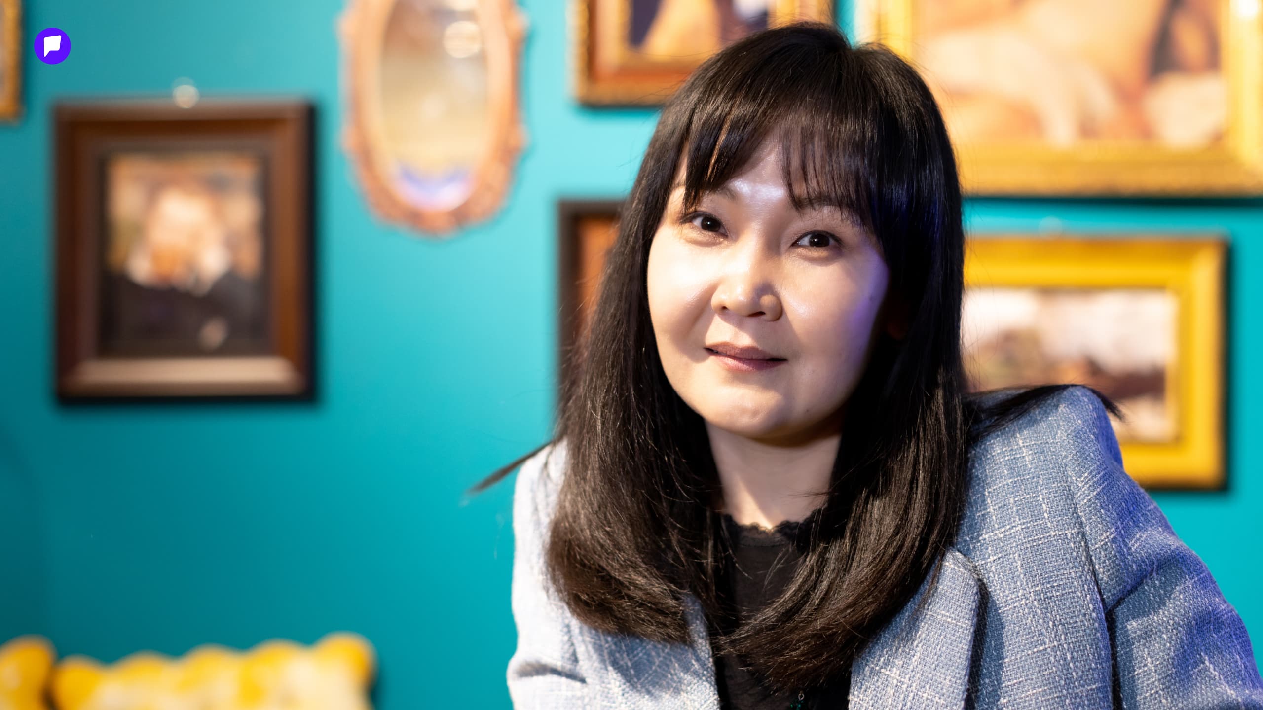 Б.Ундрах: Намайг дөрвөн чиргүүлтэй трактор жолооддог гэхээр хэн ч итгэдэггүй юм