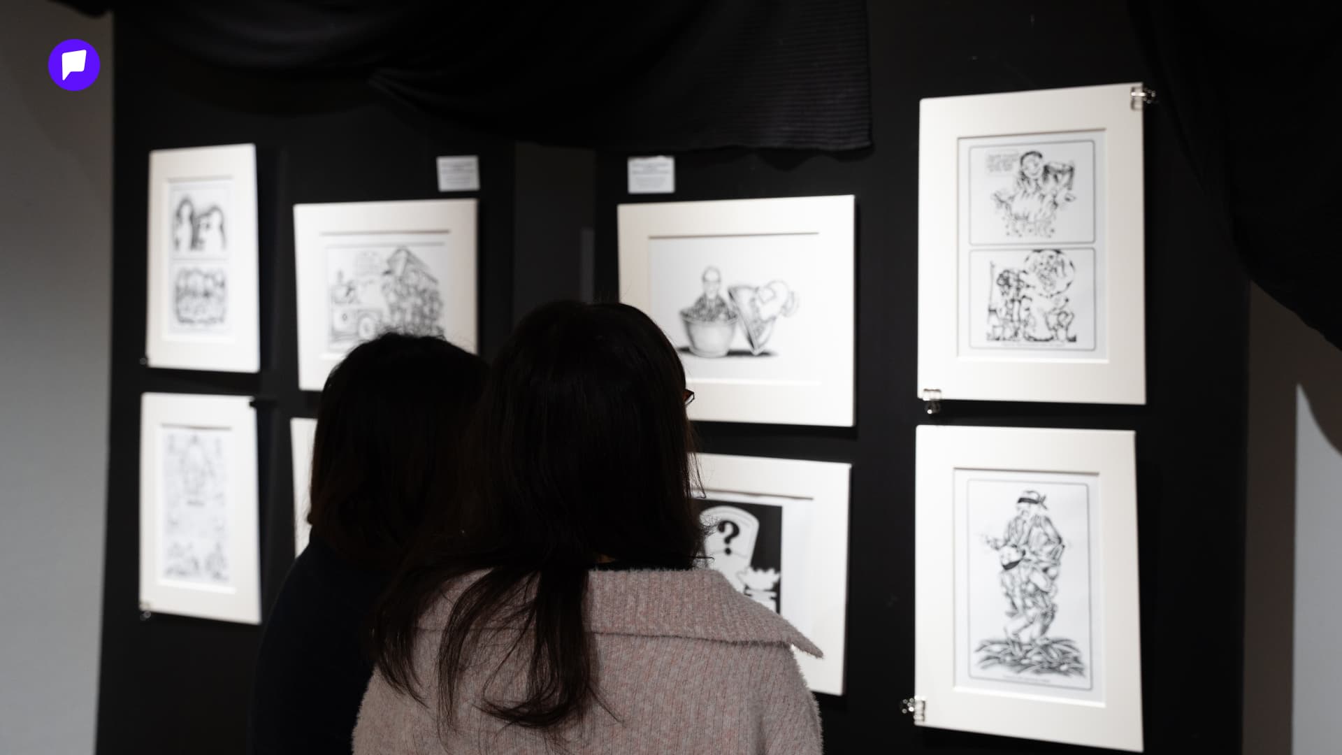 Үзэсгэлэнгийн танхимаас: Ардчиллыг бид хамтдаа авчирсан нийтлэлийн зураг