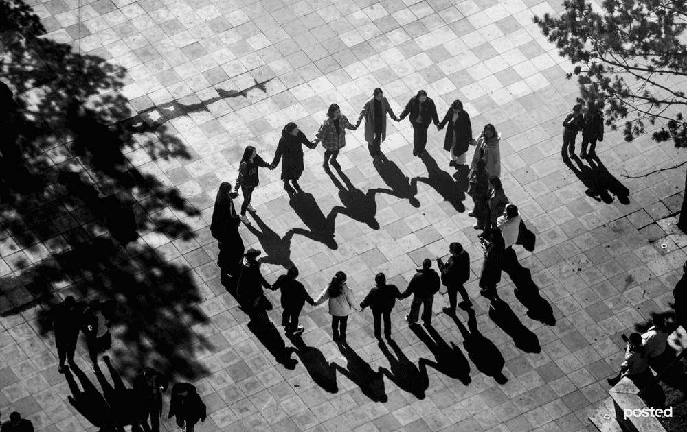 Хаалгаа битгий хаа, бид тантай ярилцмаар байна - нийтлэлийн зураг