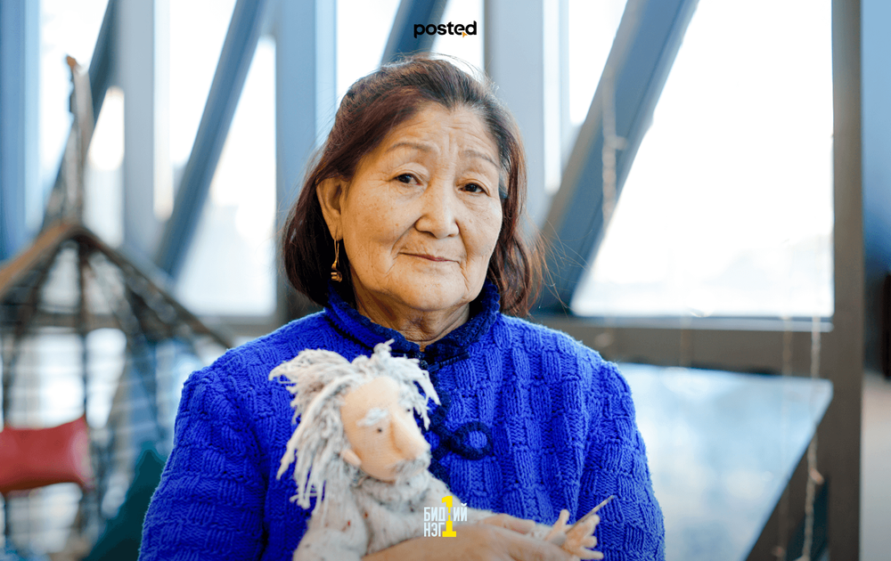 Д.Нина: Амьдралынхаа ихэнх цагийг утсаа маажаад өнгөрүүлчихвэл дэндүү харамсалтайяа - нийтлэлийн зураг