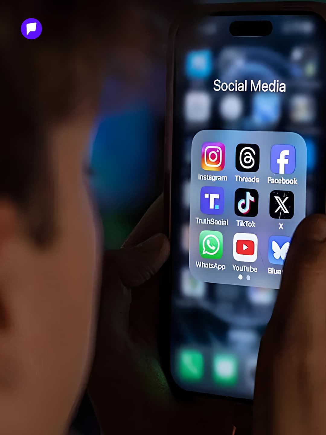 Европын орнууд өсвөр үеийнхний сошиал хэрэглээг хязгаарлаж эхэлжээ - онцлох нийтлэлийн зураг