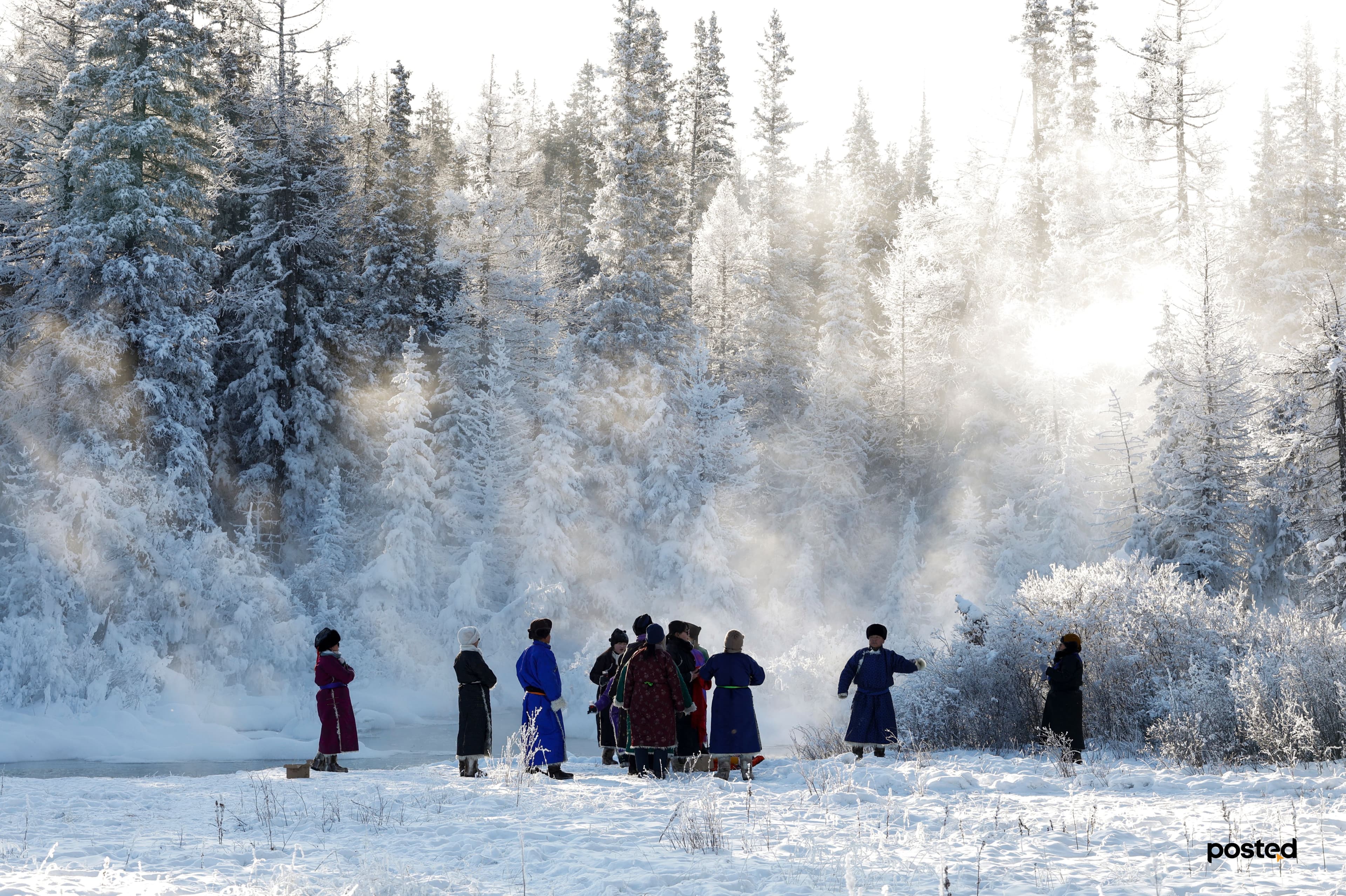 Баяртай өвөл минь: Жаргант голын цаст үзэсгэлэн - нийтлэлийн зураг