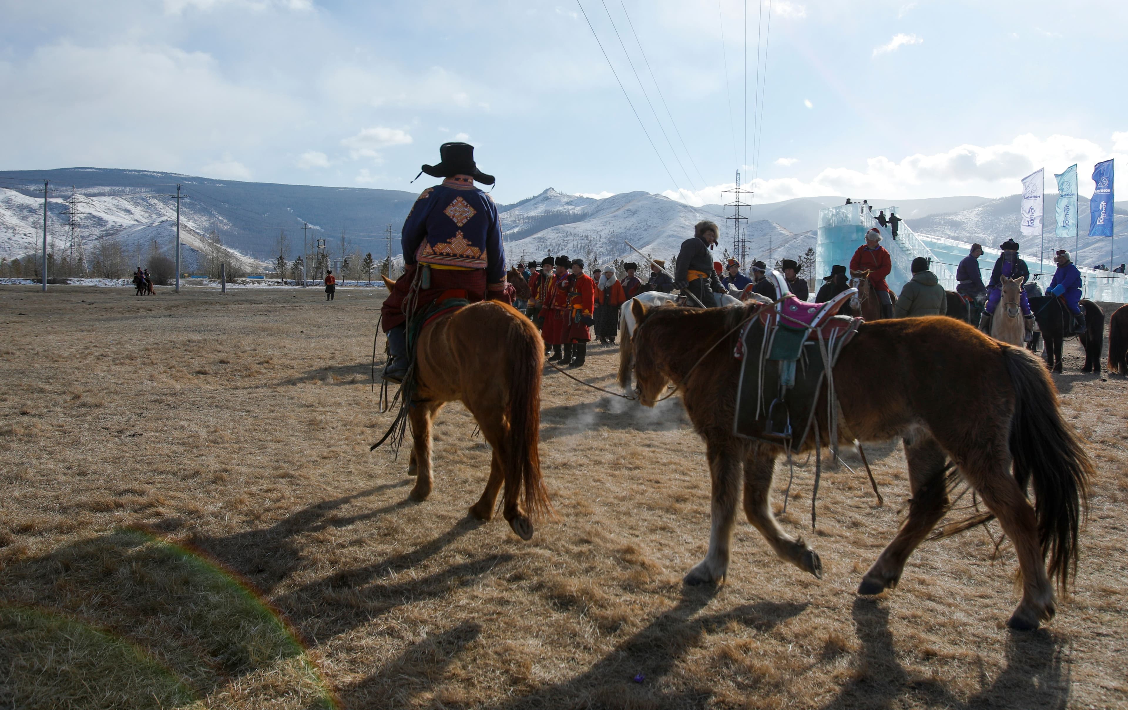 Ингээд хавар намайг “ЭМОРУУЛАХААР” ирлээ гэж үү? нийтлэлийн зураг