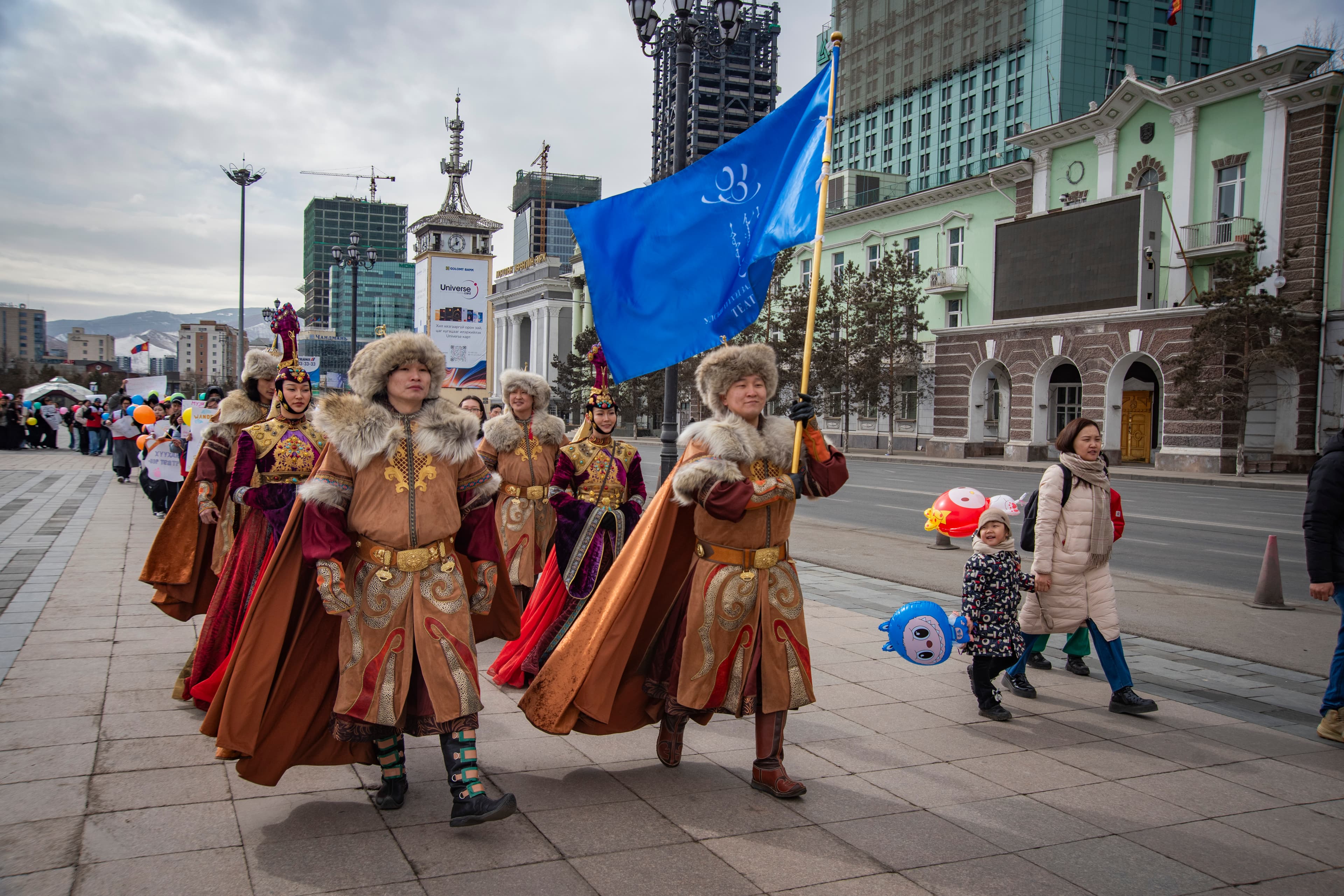 “Бидний хамгийн том зорилго бол хүүхэд бүрд театрын урлагийг тэгш хүртээмжтэй хүргэх явдал” нийтлэлийн зураг