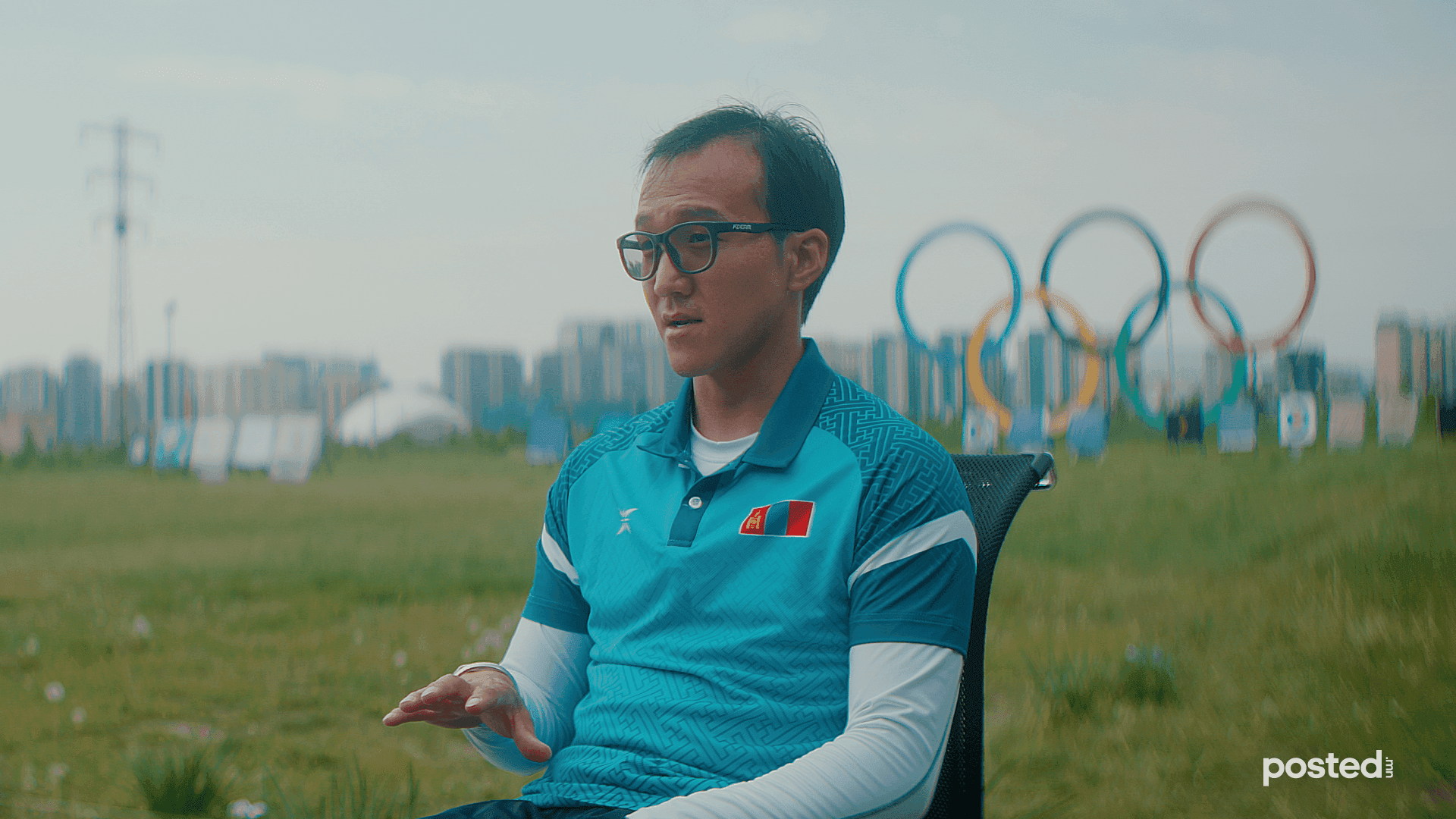 Б.Отгонболд: Хэрвээ чи бууж өгөх юм бол анх эхэлсэн газартаа буцаад л очно нийтлэлийн зураг