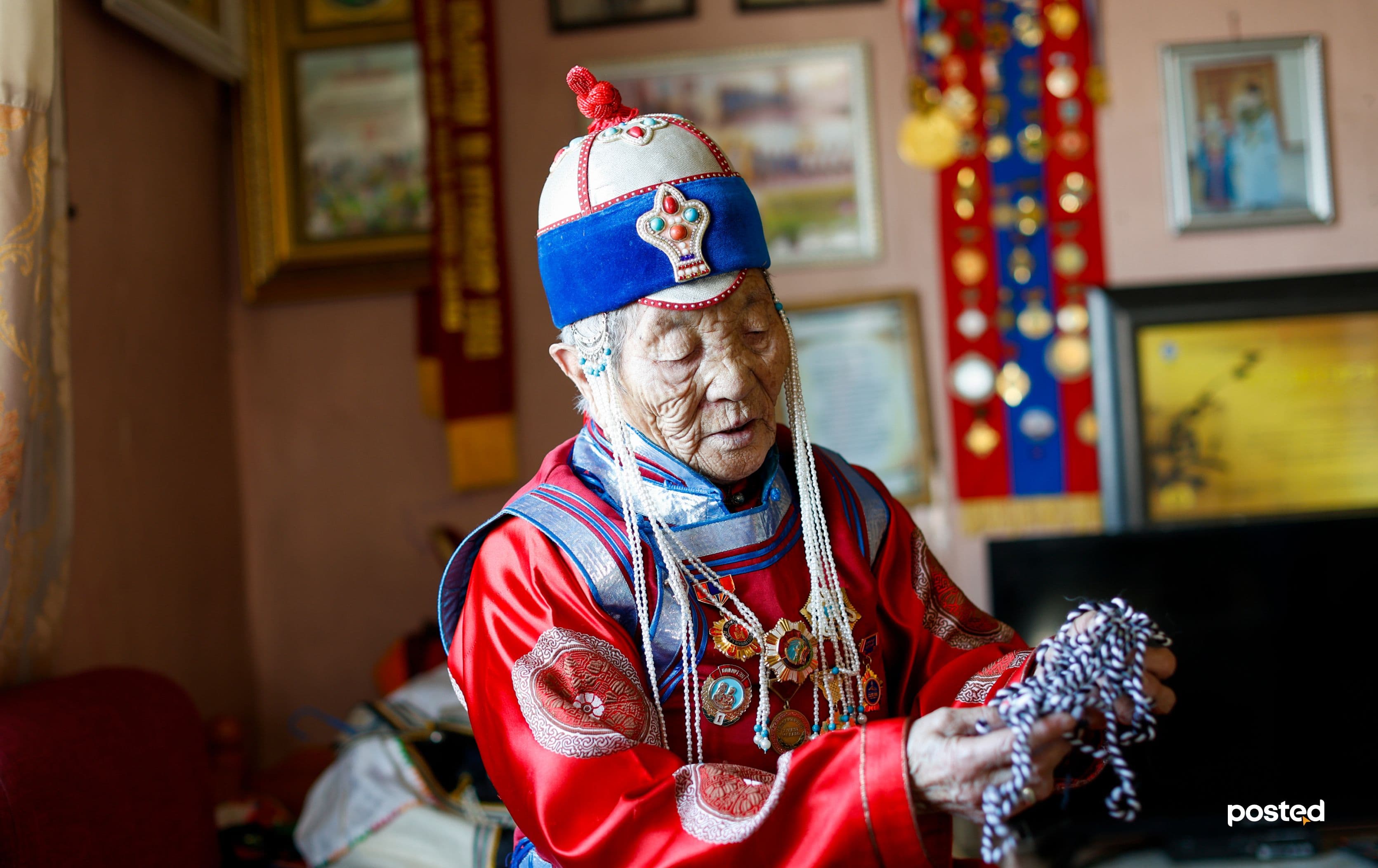 Ш.Отгонбаяр: Ирээдүй хойчоо язгуур урлаг, өв уламжлалаа мөхөөлгүй авч явна гэдэгт бат итгэдэг нийтлэлийн зураг