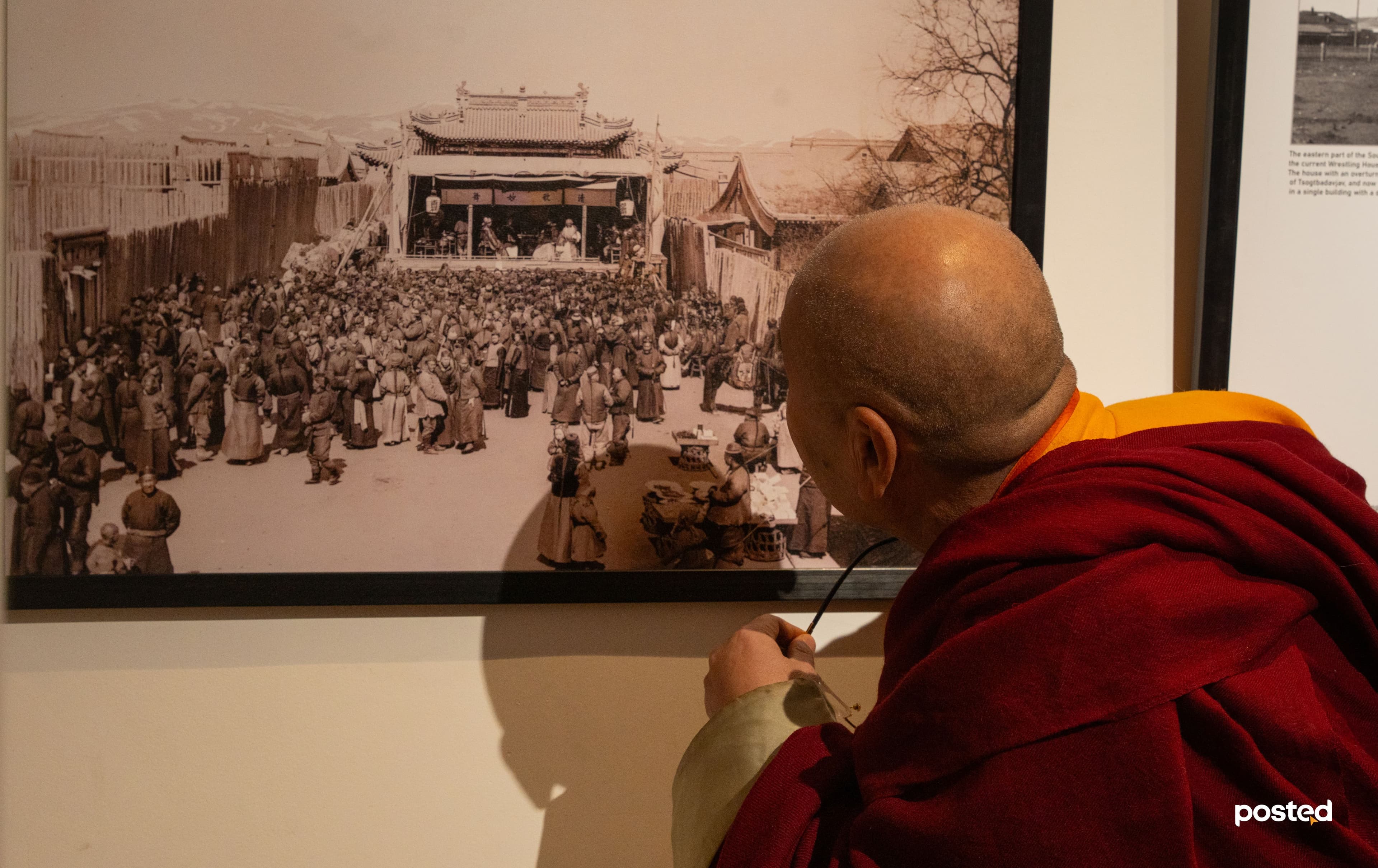 Улаанбаатар хотын агаараар амьсгалж, усаар нь ундаалж буй хүн бүрийн заавал үзэх үзэсгэлэн нийтлэлийн зураг