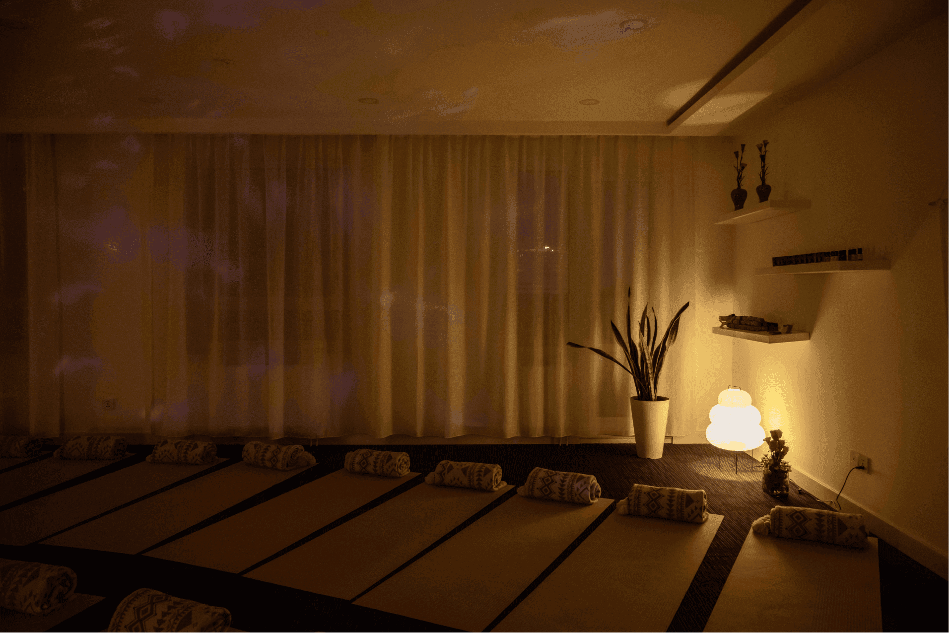 Ая хөгөөр сэтгэлээ анагаах нь: Монгол хөрсөнд буусан хөгжимт бясалгал нийтлэлийн зураг