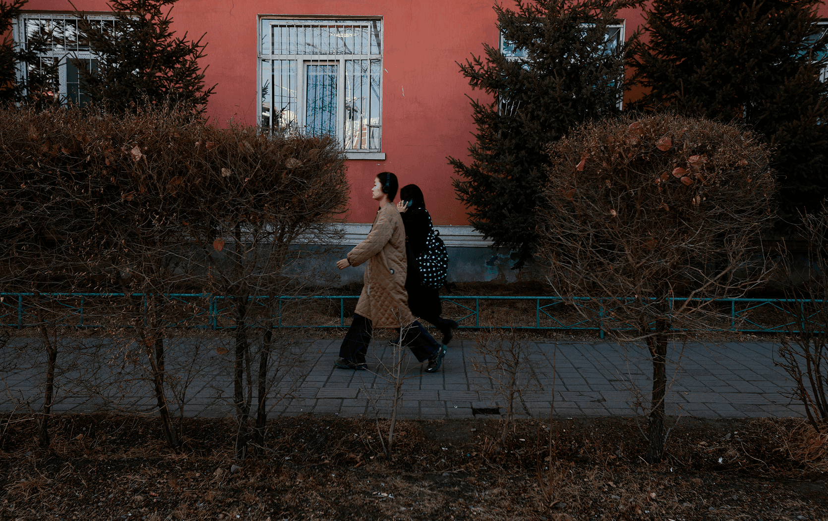 МИНИЙ ДОШ: Их сургуулийн гудамж нийтлэлийн зураг