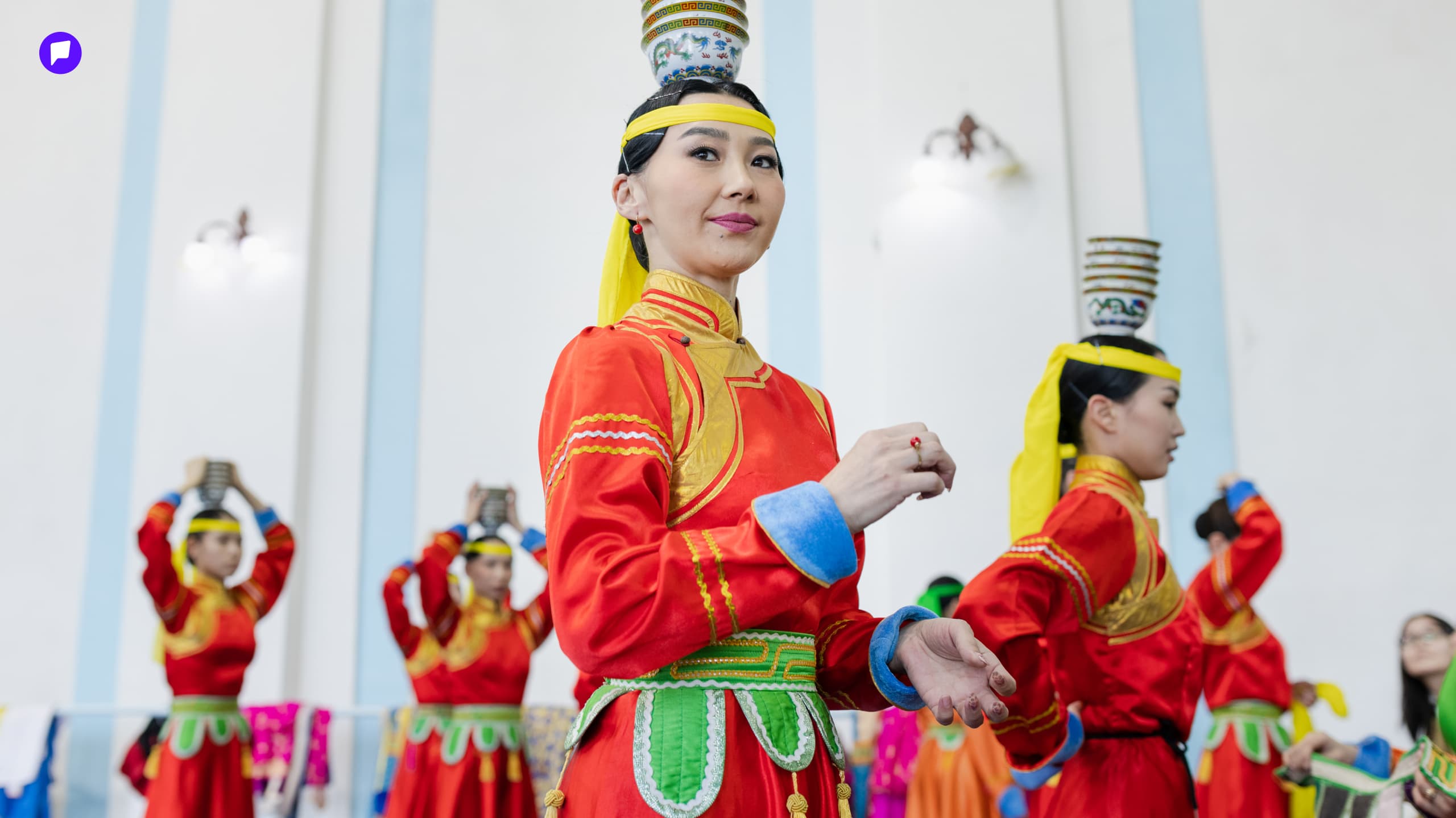 МУГЖ Ж.Мандухай: Монгол ардын бүжиг намайг ертөнцтэй холбож өгсөн нийтлэлийн зураг