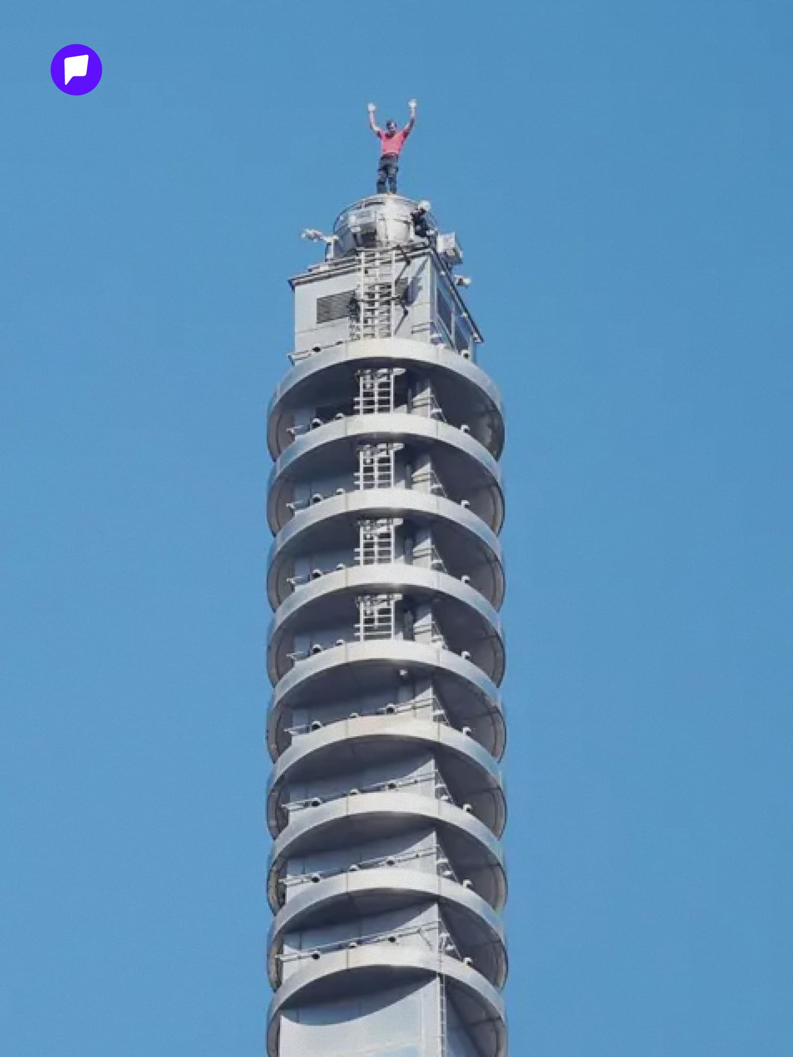 АНУ-ын хаданд авирагч Алекс Хоннолд Тайванийн хамгийн өндөр барилгад олсгүй авирчээ - нийтлэлийн зураг (гар утасны хувилбар)