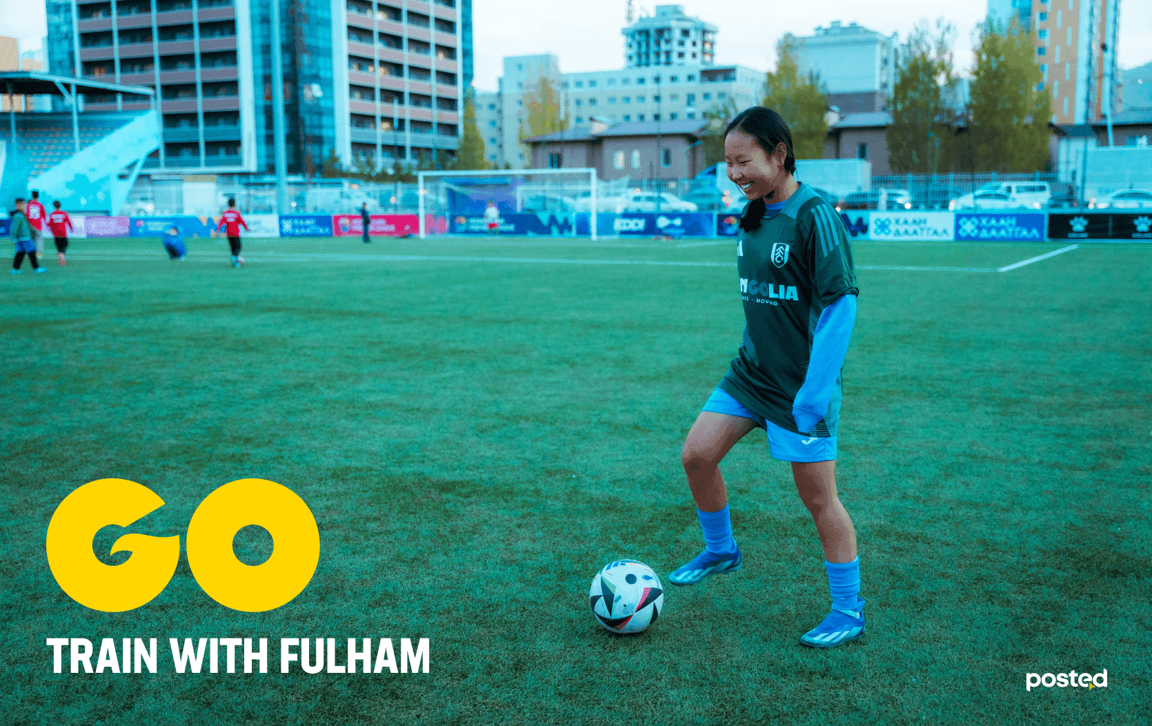 Н.МАРГАД: Охид ч бас хөл бөмбөг тоглож чаддаг гэдгийг харуулахыг хүсдэг нийтлэлийн зураг