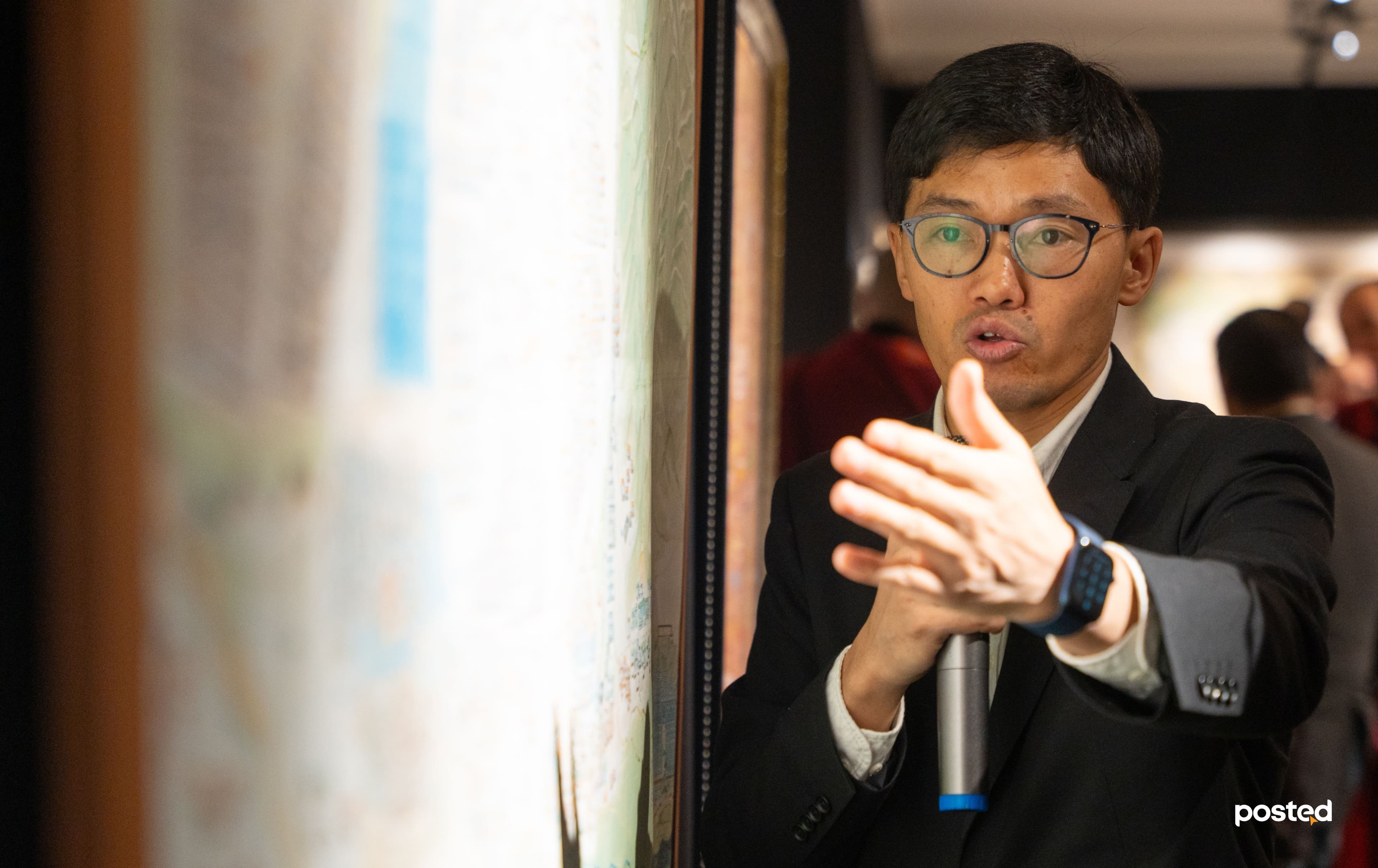 Улаанбаатар хотын агаараар амьсгалж, усаар нь ундаалж буй хүн бүрийн заавал үзэх үзэсгэлэн нийтлэлийн зураг