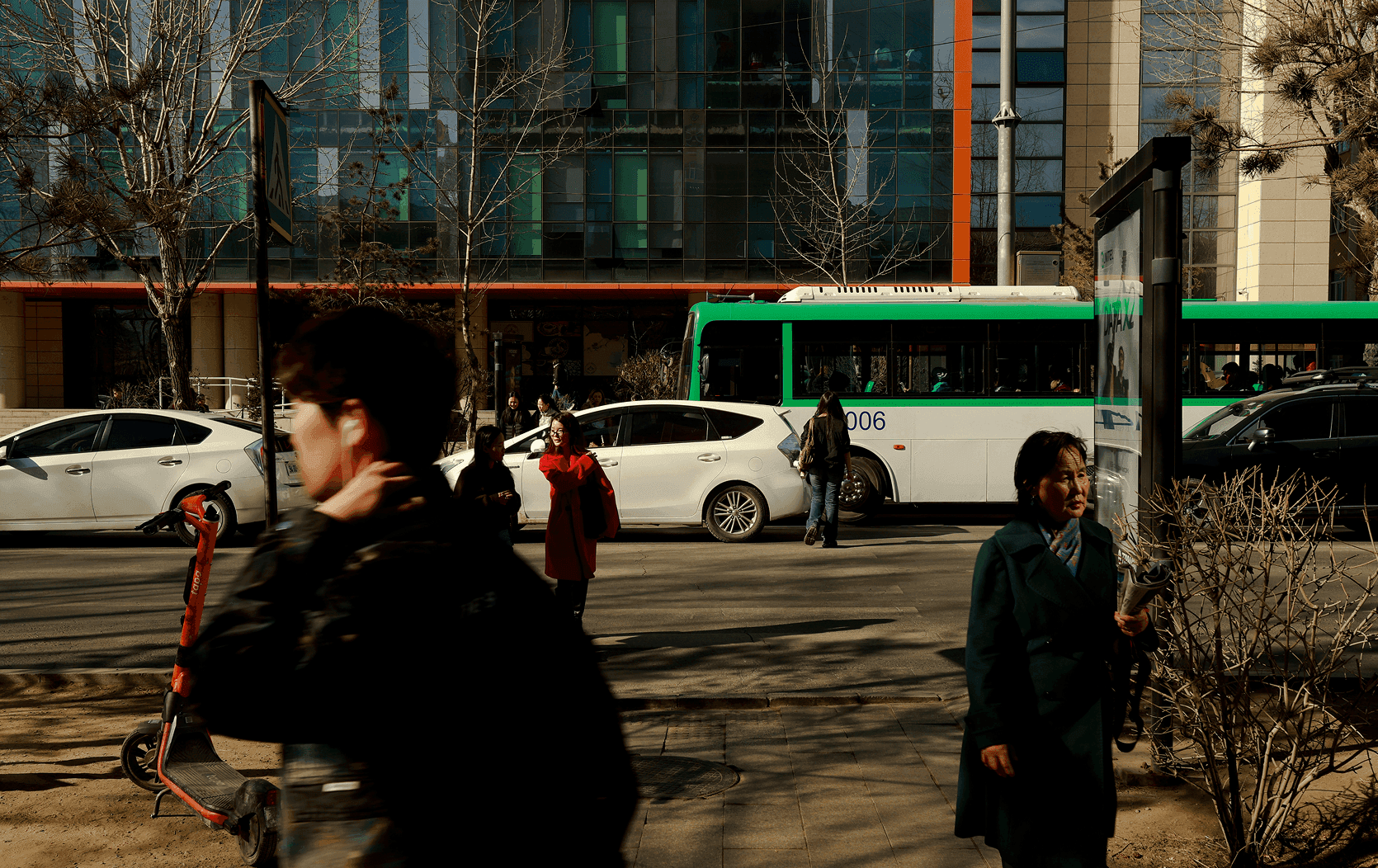 МИНИЙ ДОШ: Их сургуулийн гудамж нийтлэлийн зураг