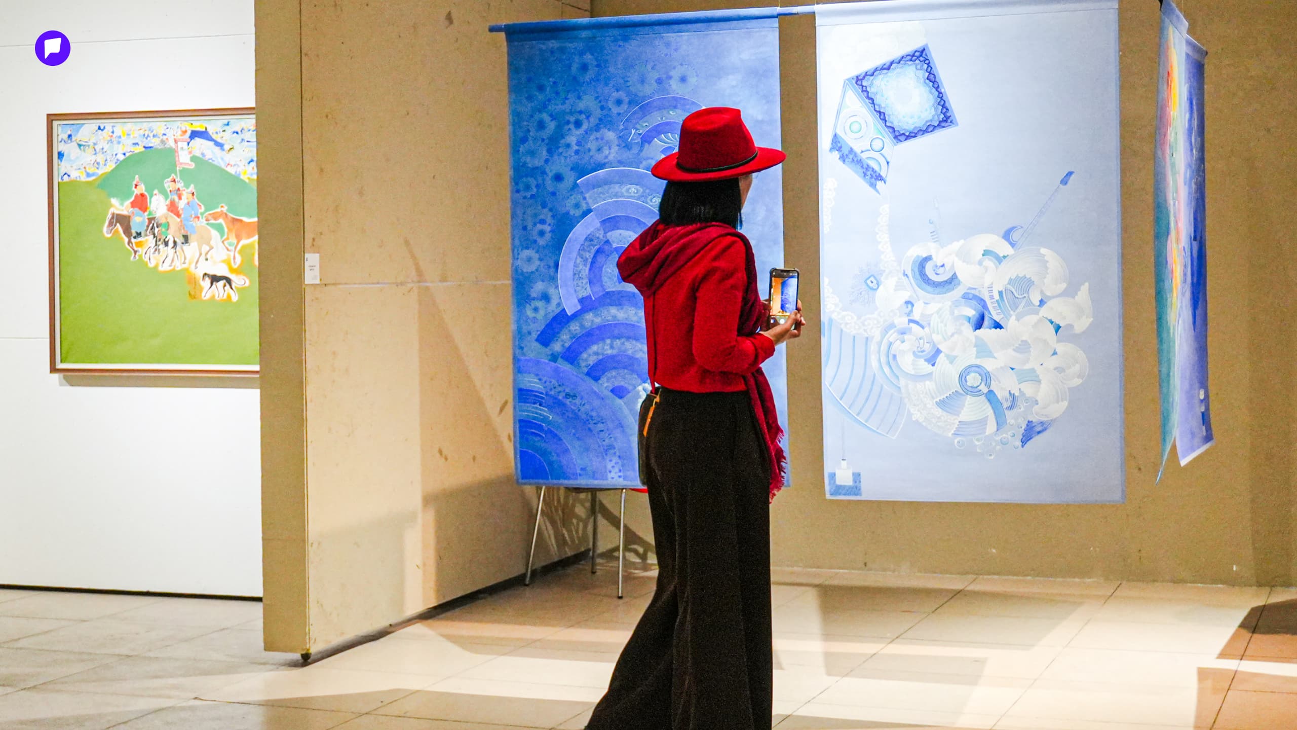 Үзэсгэлэнгийн танхимаас: Монгол зураг, дэлхийн зураг нийтлэлийн зураг