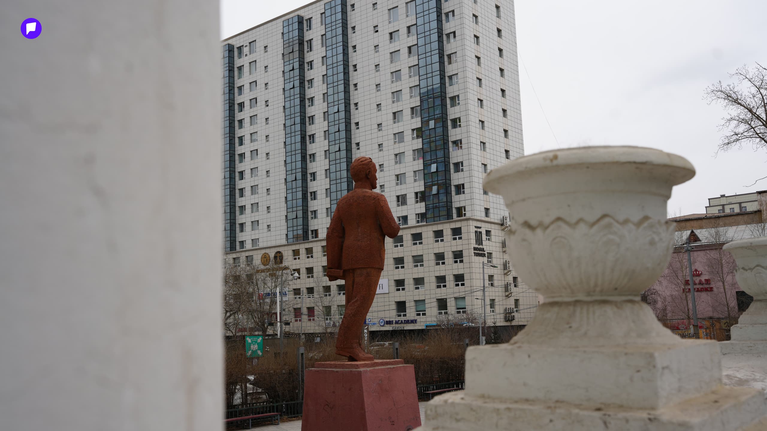 Space Hunting: Хүүхдийн урлан бүтээх төв нийтлэлийн зураг