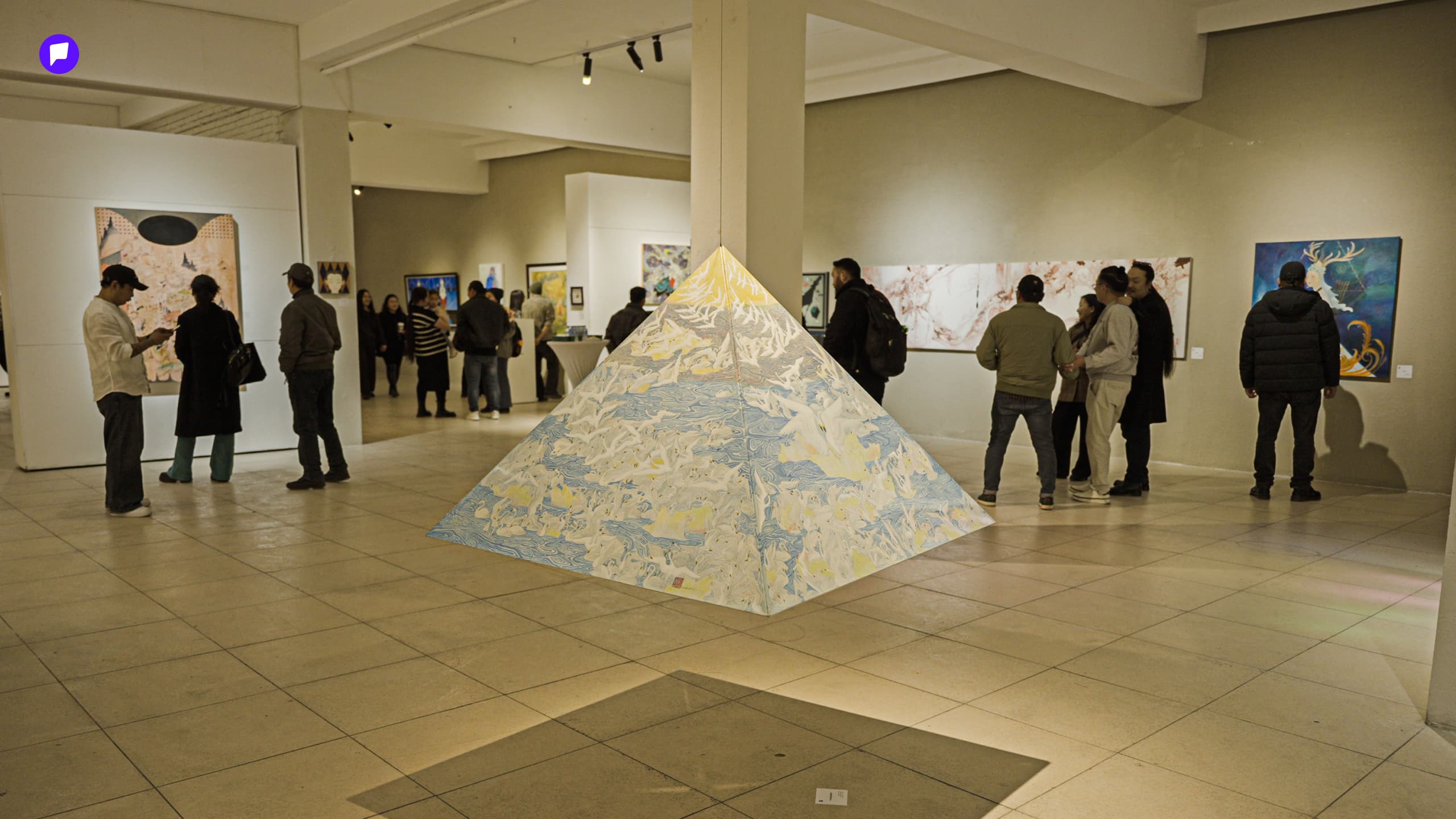 Үзэсгэлэнгийн танхимаас: Монгол зураг, дэлхийн зураг нийтлэлийн зураг