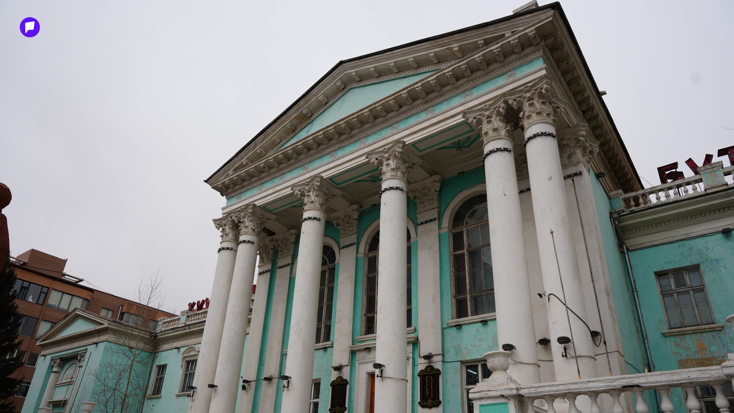 Space Hunting: Хүүхдийн урлан бүтээх төв нийтлэлийн зураг