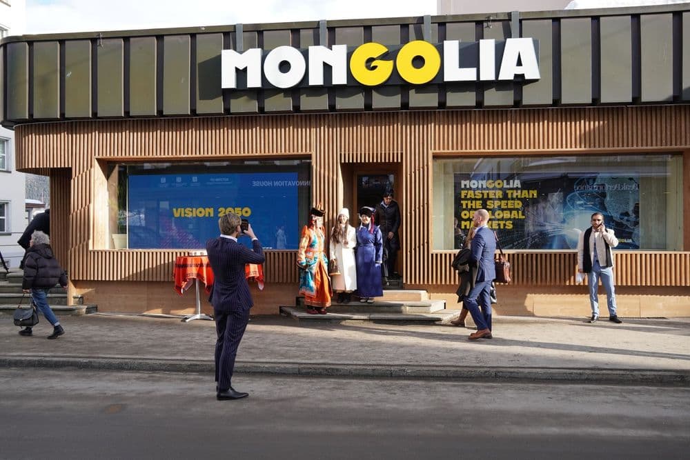 Монгол Улс Азийн барсын жишгээр бус Чонон эдийн засгаар хөгжинө - нийтлэлийн зураг (гар утасны хувилбар)