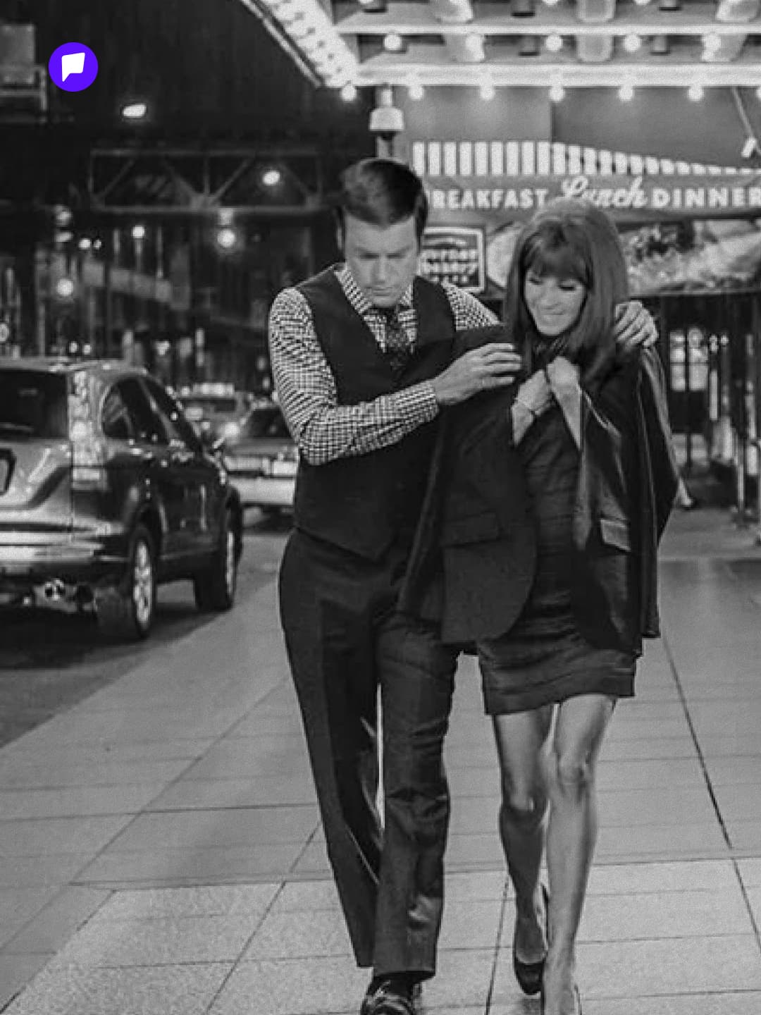 Эрчүүдийн 56 хувь нь эмэгтэй хүнд өгсөн цамцаа хэзээ ч буцааж авч чаддаггүй - нийтлэлийн зураг (гар утасны хувилбар)